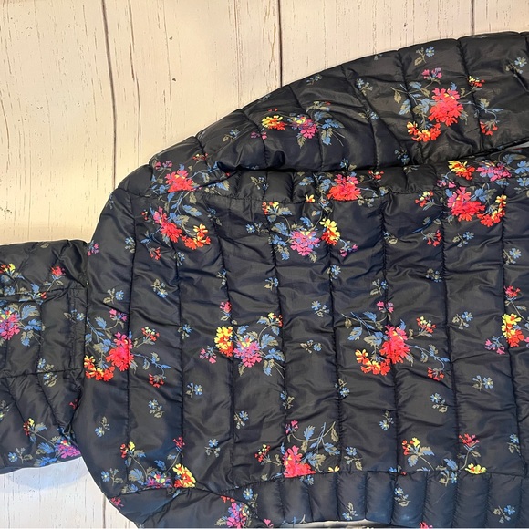 Girls light jacket. - Picture 4 of 4